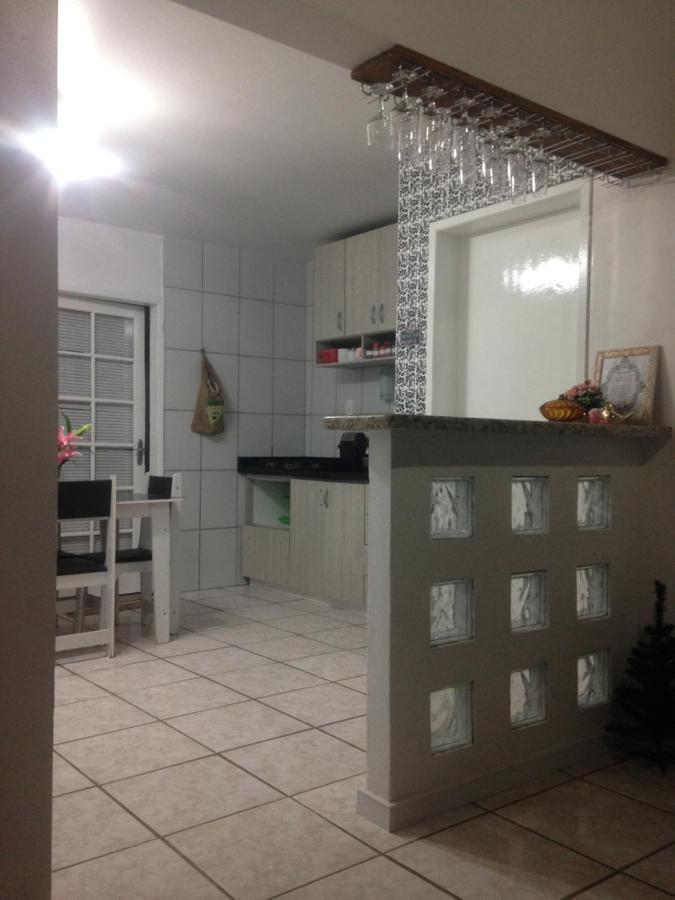 Charmoso Apto Com Clima De Casa Em Canasvieiras ฟลอเรียนอโปลิส ภายนอก รูปภาพ